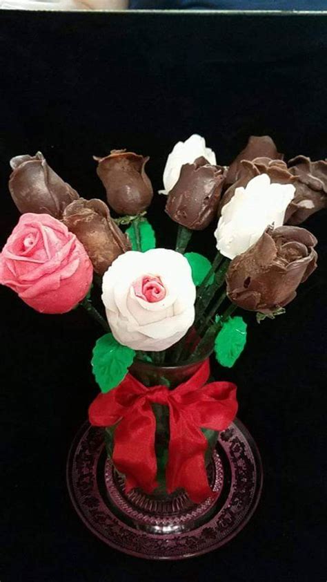 Chocolate Covered Strawberry Roses