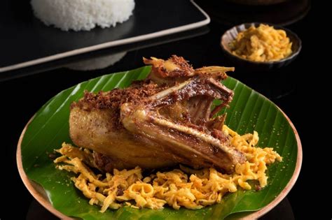 Tidak susah kok mencari lokasi ini. Wisata Kuliner di Madura, Kenapa Tidak? - Where Your ...