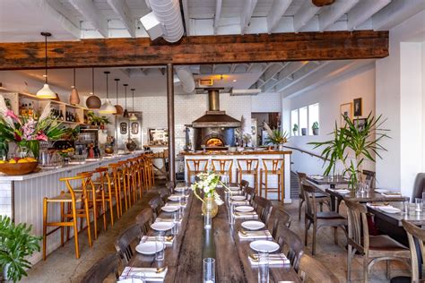 4 Tips To Nail The Rustic Aesthetic In Your Restaurant Residence Style