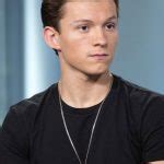 Personal tom holland is 5ft 7in tall and is of english and irish descent. Sean Bean Age, Weight, Height, Measurements - Celebrity Sizes