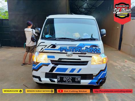 Model cutting sticker grand max putih : cutting sticker mobil grand max minibus dot sticker