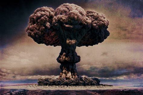 Nuclear Bomb Explosion Wallpapers Wallpaper Cave