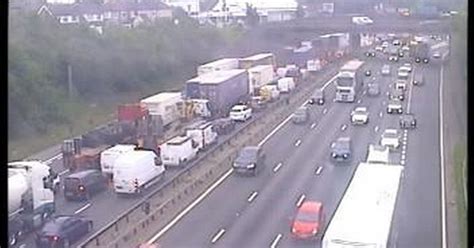 Live Dartford Crossing Traffic Updates As Crash Involving Lorry Brings M25 To Standstill Kent Live