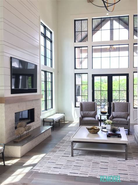 Best 25+ Tv over fireplace ideas on Pinterest | Tv above ... Clever bedroom ideas for small rooms.