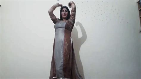 Pashto Mast Girl Dance In Home Pashto Hot Dance 2019 Pashto Hot