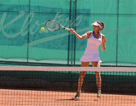 Swiss Rebeka Masarova In The Action At The 2016 European Junior Tennis