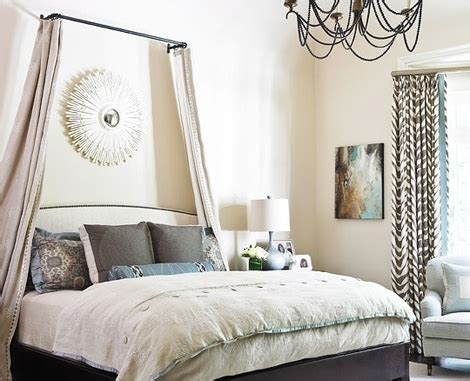 Luxurious diy bed canopy projects. Metal Rod - 13 Gorgeous DIY Canopy Beds ... DIY