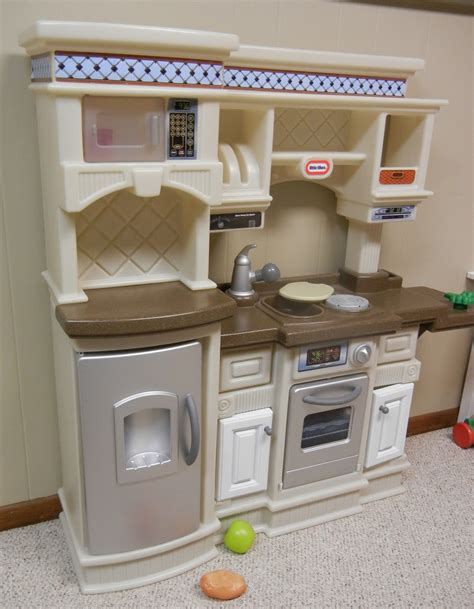 View the little tikes kitchen manual for free or ask your question to other little tikes kitchen owners. Buildin' Projects: Little Tikes replacement parts ...