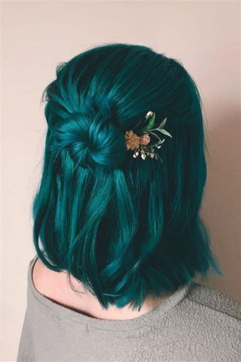 Emerald Green Hair 30 Gorgeous Stylish Hairstyles Trending In 2023 8