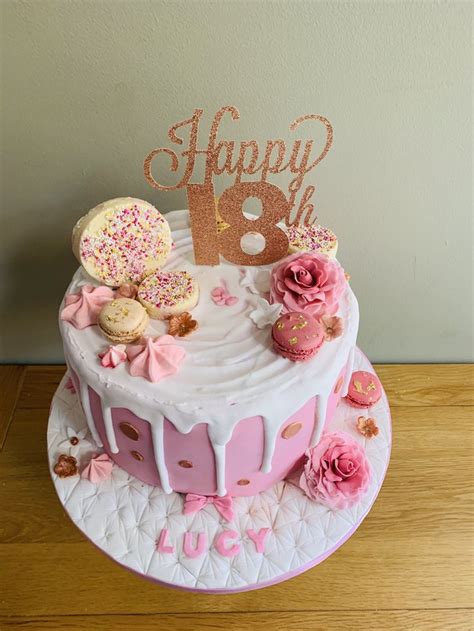 Cake Decorating Ideas For 18th Birthday 18th Birthday Cake 18th