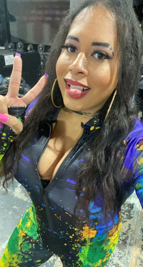 Nsfw Wwe On Twitter 🖕🖕 F Ck To Every Transophobe Nyla Is Awesome And Pretty