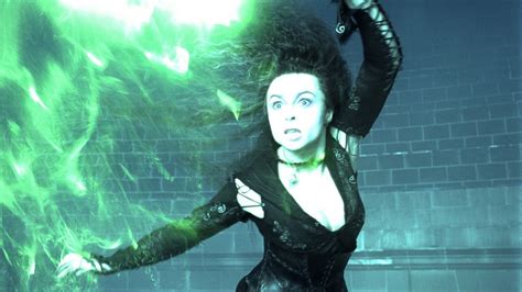 She has played bellatrix lestrange in the 'harry potter' movies as well as the red queen in 'alice in wonderland.' find more helena bonham carter pictures, news and information below. helena-bonham-carter-movies-actresses-harry-potter-harry ...