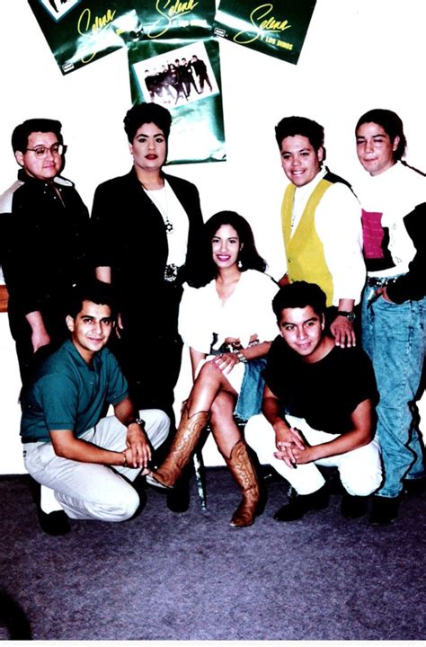 The series, tejano superstar selena quintanilla and her sister, suzette she also oversees the management of the selena museum, located in the quintanilla family hometown of. Familia | Selena, Selena quintanilla, Selena quintanilla perez