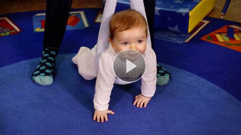 How To Teach Your Baby To Crawl Baby Learning Crawling Baby