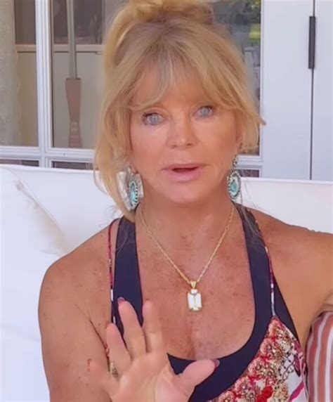 Goldie Hawn 76 Astounds Fans With Forever Ageless Physique As She Shares Exercise Tips