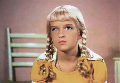 10 Sassy Quotes From The Women Of The Brady Bunch The Brady Bunch