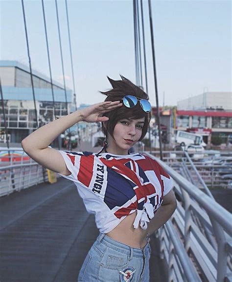 Tracer Cosplay Overwatch Tracer Overwatch Cosplay Tracer Cosplay