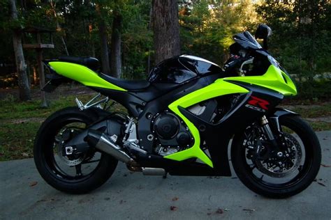 A forum community dedicated to suzuki gsxr owners and enthusiasts. The most awesome images on the Internet | Custom paint ...