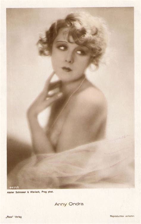 40 beautiful portrait postcards capture women of the german cinema between 1918 and 1933