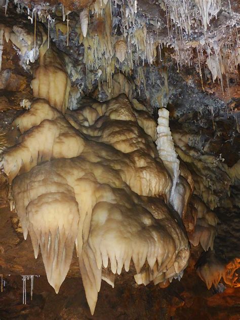 California Cavern At Cave City A State Historic Landmark