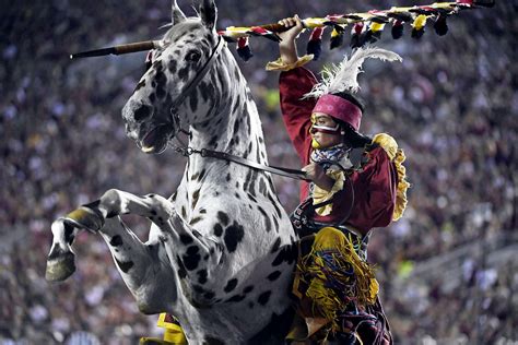 Top 10 Live Mascots In College Football