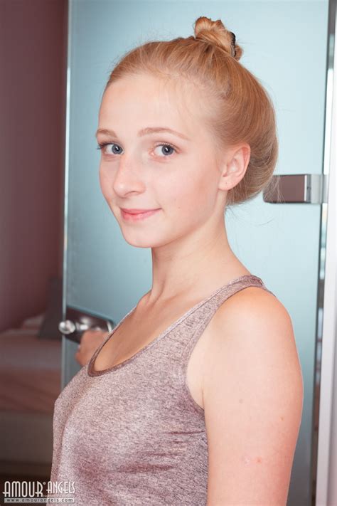 Beautiful Blonde Teen Nakedteenphotos