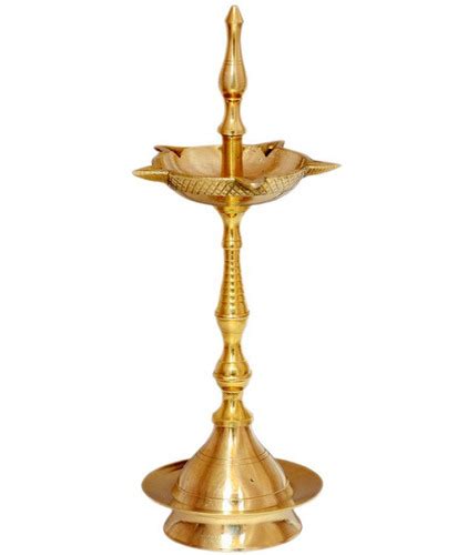 Golden Polished And Corrosion Resistance Free Stand Brass Diya Stand At