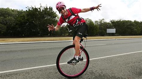aussie actor samuel johnson makes unicycle world record attempt for his sister who has breast