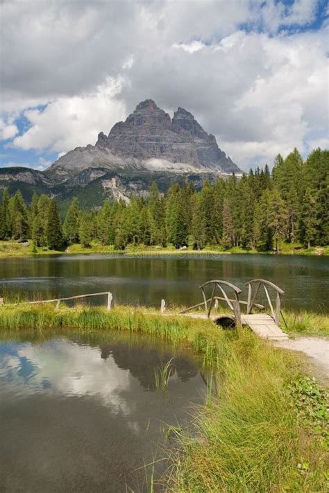 Lago E Tre Cime Di Lavaredo Antorno Fotografia Stock Immagine Di