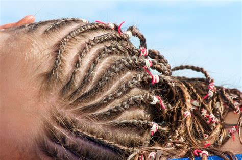 Depending on how your body handles the bite, you could experience anything from no sensation to intense itchiness. Stopping the Intolerable Itching From New Braids in the ...