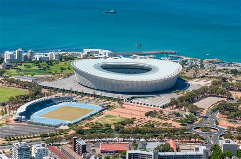 Save a bundle on wonderful experiences with our cape town vacation deals. A Beginners Guide to the Rugby Sevens | Vineyard Car Hire