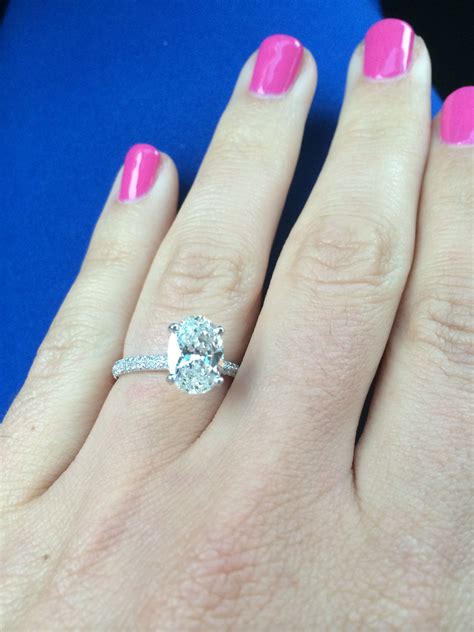 Engagement Ring 2 Carats Oval Diamond Tacori Setting Engagement