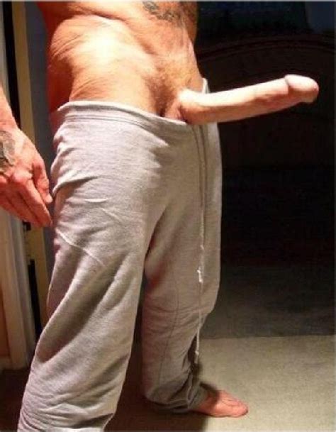 Horny Man With A Huge Hard Cock Nude Gay Men