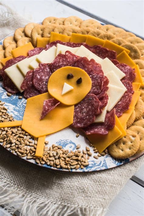 This Festive Thanksgiving Turkey Cheese Platter Will Be The Best Thing