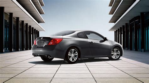 Altima Coupe 2 Door Coupe And Sedan Cars Nissan Usa