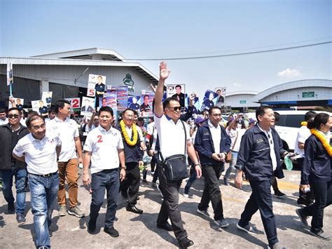 ภูมิใจไทย ย้ำต้องแก้รัฐธรรมนูญ เปิดช่องตั้ง สสร.อนุทิน ลั่นเป็นเอกสิทธิ ส.ส. โฆษกภูมิใจไทยเผยโพลชี้ 'อนุทิน' มาวินนั่งนายกฯ เพราะเน้น ...