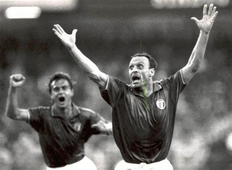 Un'estate italiana conosciuta anche come notti magiche è un celebre brano musicale composto da giorgio moroder in occasione dei mondiali di calcio del svoltisi in. Italia 90, l'8 giugno 1990 iniziavano le «Notti magiche ...