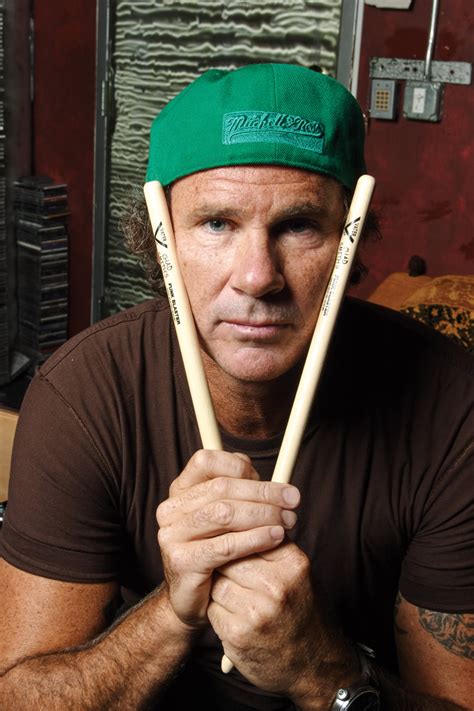 He has two older siblings, bradley and pamela. Drummerszone news - Chad Smith video 25 years with Vater