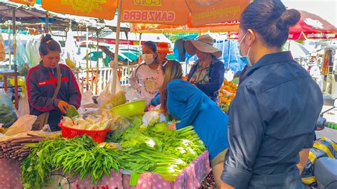 Street Market Style From Cambodiaphnom Penh Citykombol Market Youtube