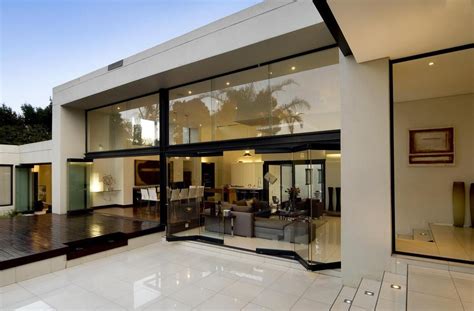 Detached is more airy, terraces are always very dark and stuffy especially inter terrace. Single Storey Home with Flat Roof for Future Vertical ...