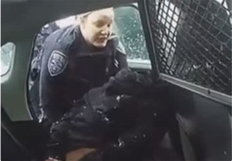 Police In New York Filmed Pepper Spraying Handcuffed 9 Year Old Girl Video World News
