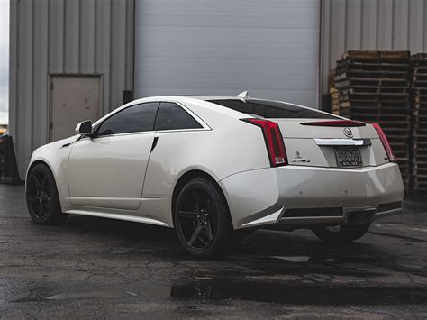 Our goal is to provide the highest quality automotive photo archives available online. 2013 Cadillac CTS 20x8.5 KMC Toyo 245/40ZR20