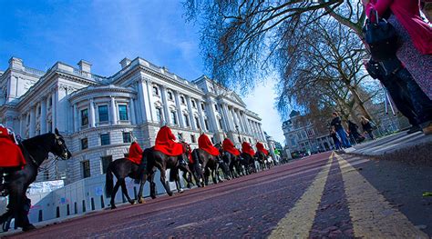 London Sightseeing Photography Tour in London: Book Tours & Activities ...