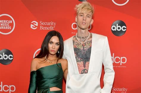 The 48th annual american music awards were held on november 22, 2020, at the microsoft theater in los angeles, recognizing the most popular artists and albums of 2020. Machine Gun Kelly Walks First Red Carpet With Megan Fox ...