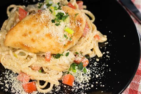 Sit the chicken in a large, deep pan. Olive Garden Copycat Chicken Parmesano Vino Blanco ...