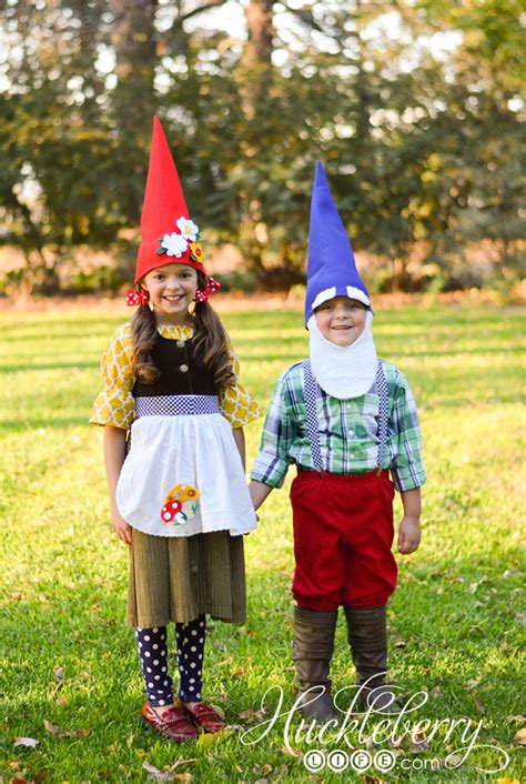 Reese's peanut butter cup costume. DIY Gnome Halloween Costumes | HUCKLEBERRY LIFE