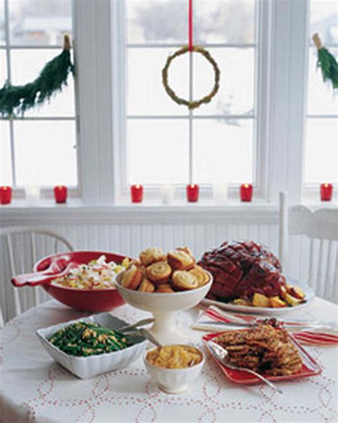 Martha & snoop's potluck dinner party could almost function as a sociology study as viewers continuously got to watch two very different people explore and learn about each other's worlds. Holiday Parties and Menus | Martha Stewart