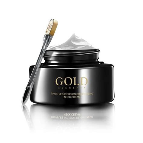 The aurarius line of products is immaculately produced with our own unique production process. Signature Rituals | Aurarius Gold Elements | luxury anti-aging official site