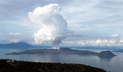 Taal Volcano Alert Level 3 Stays 74 Quakes Recorded In Last 24 Hours