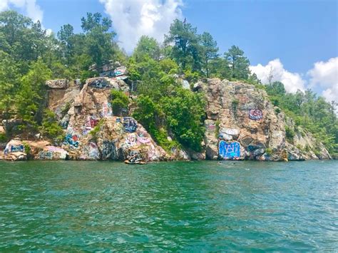 This 600 square foot house features 2 bedrooms and 1 bathroom. Lake Landmark Dangers — Lake Martin Wave